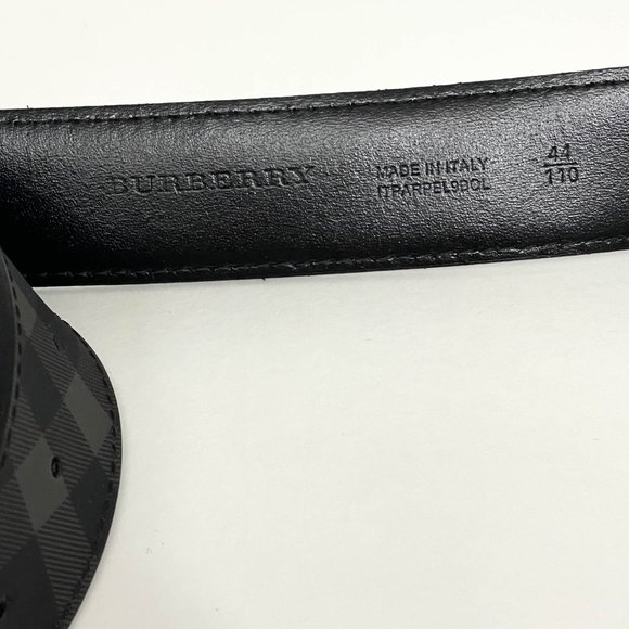 Burberry Black Belt with Silver Buckle - Picture 5 of 9